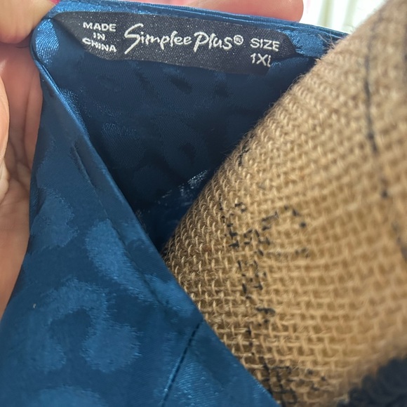 Chic Long Sleeve Blue Leopard Dress - Picture 4 of 8